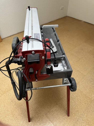 Fliesenschneidmaschine